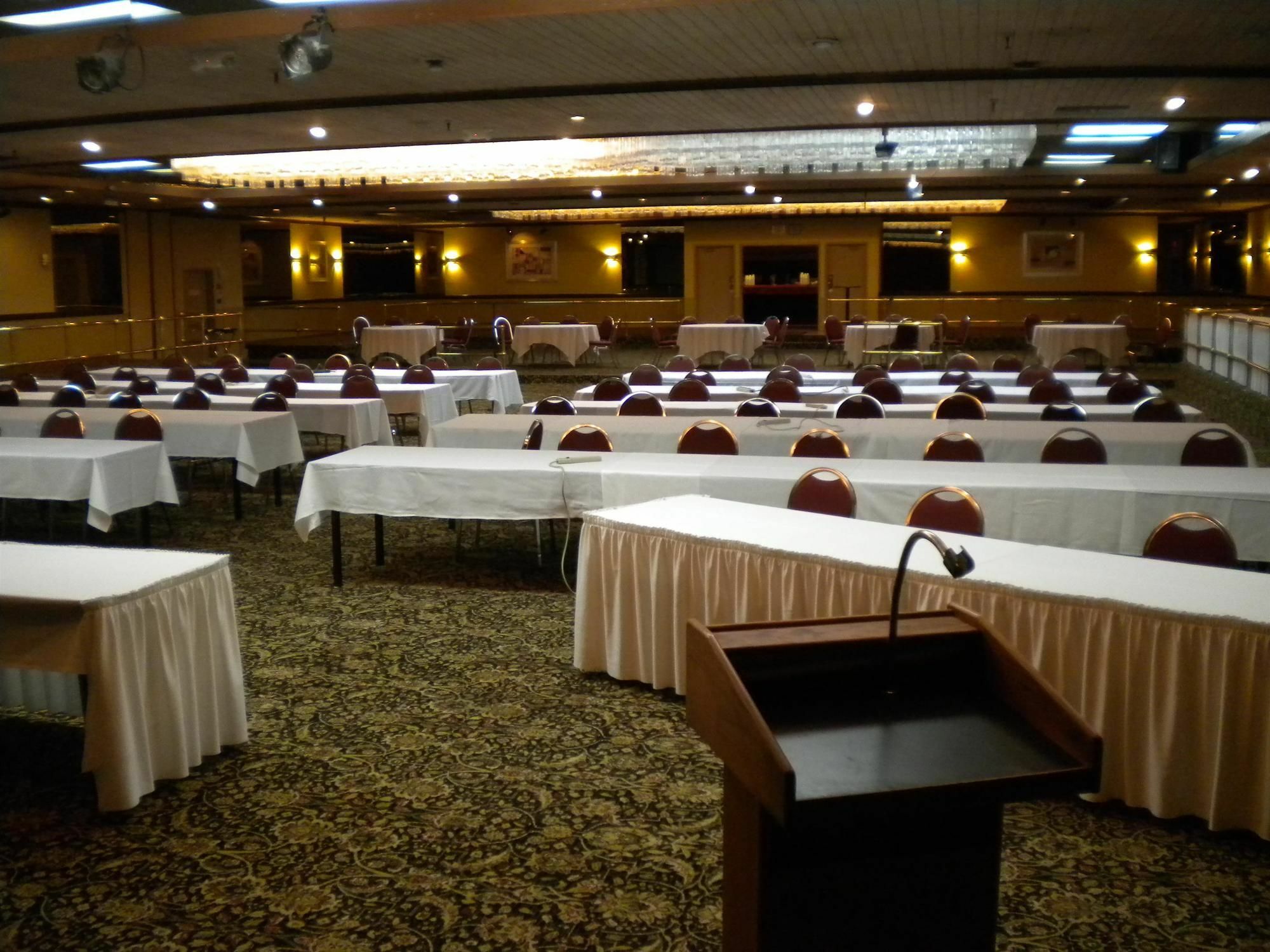 'לונג ביץ Best Western Golden Sails Hotel מראה חיצוני תמונה